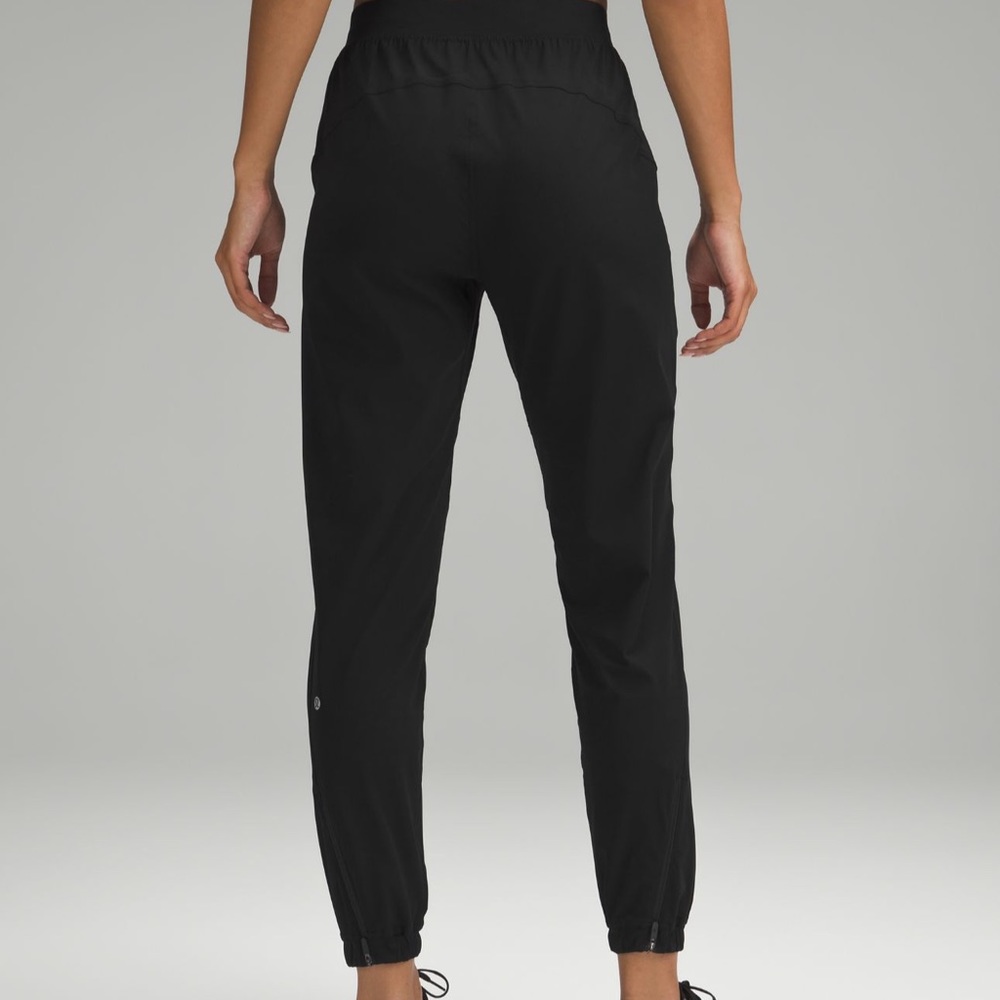 Lululemon adaptive state joggers (fleece lined full length high rise)